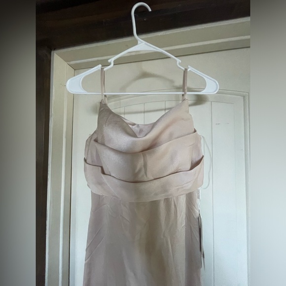 NEW NEVER WORN - Picture 3 of 8